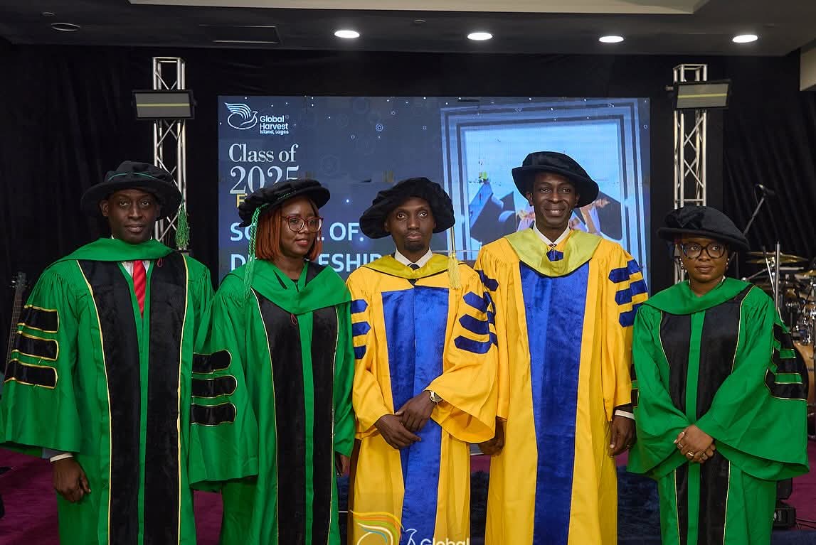 Graduation 10